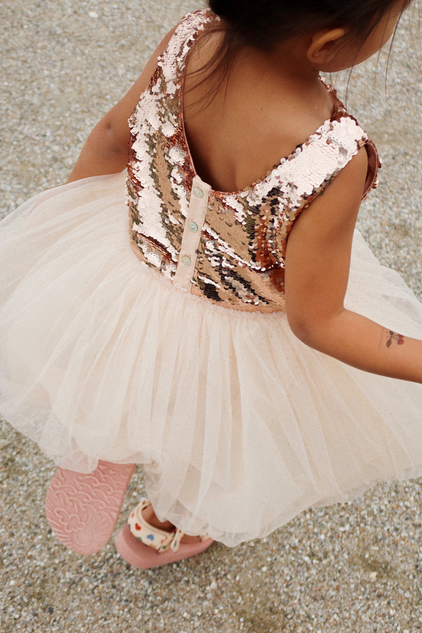 Minnu Kleid