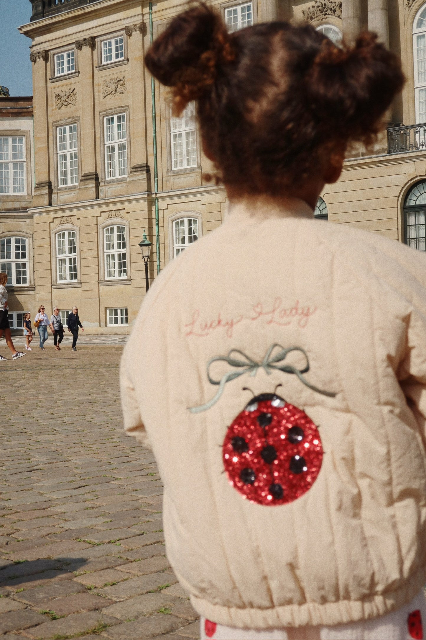 Juno Bomberjacke mit Pailetten