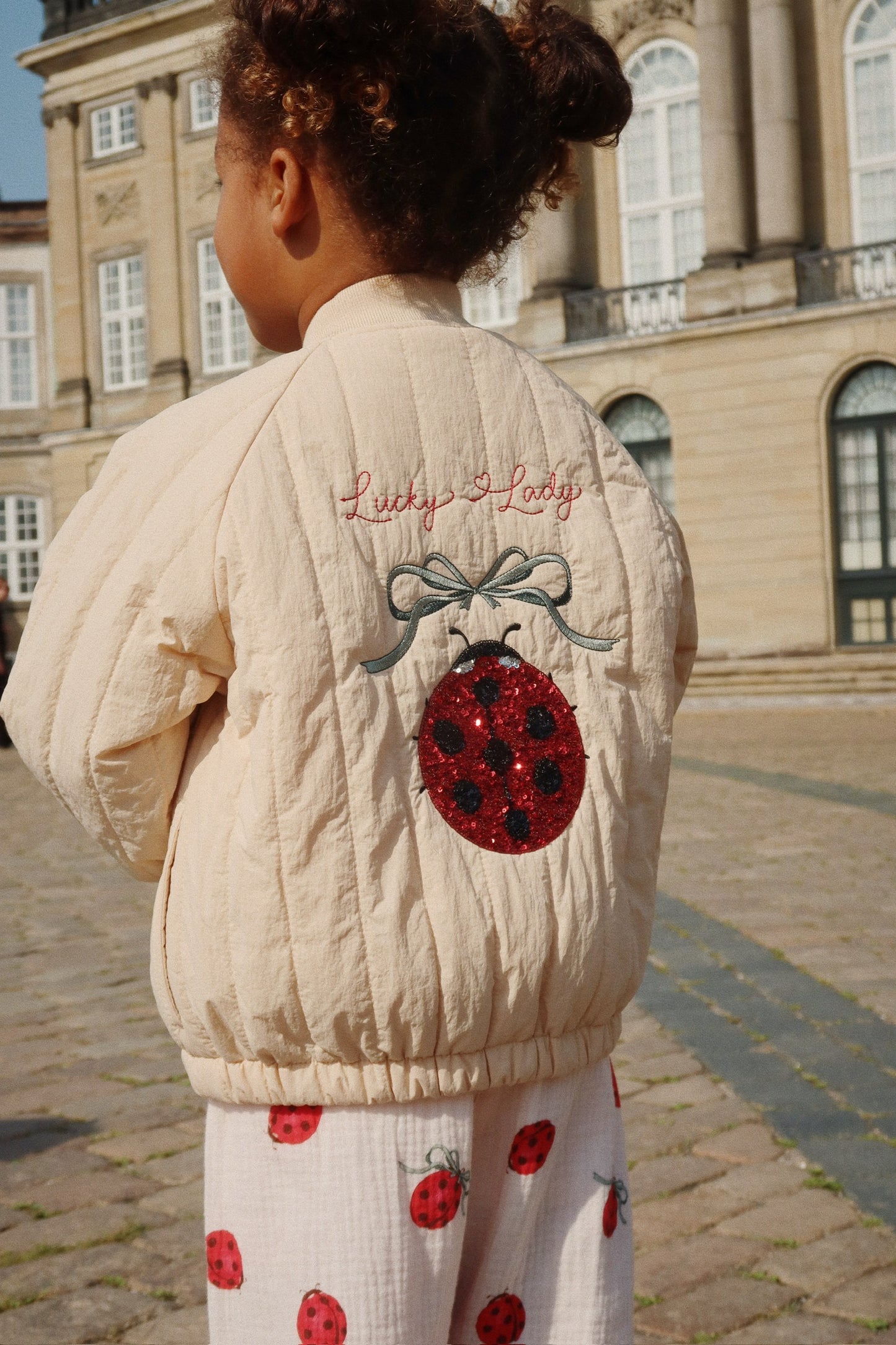 Juno Bomberjacke mit Pailetten